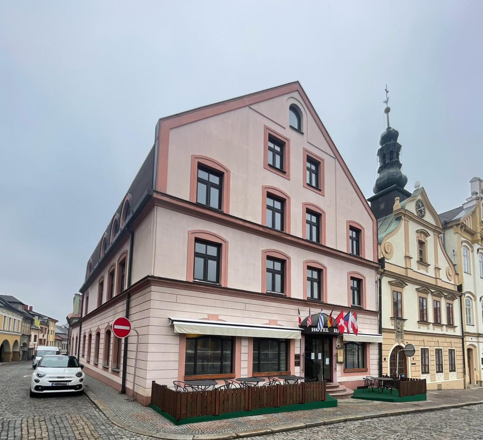 Hotel Bravo Ceska Trebova Eksteriør bilde